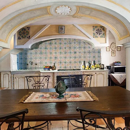 Yourhome - Palazzo Crocione *